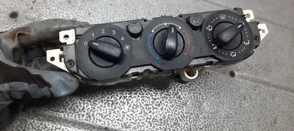 Ford Focus C-MAX Air conditioning/heating control unit 