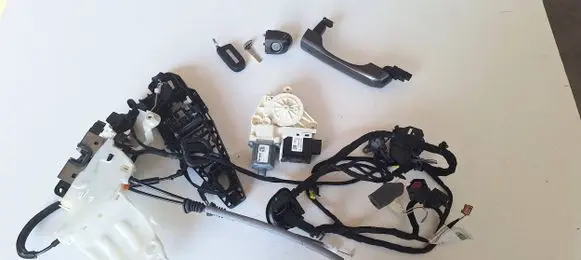 Jeep Renegade Front door lock 52139902 40116025011 TKCS021A0050