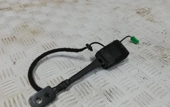Fiat 500X Front seatbelt buckle
