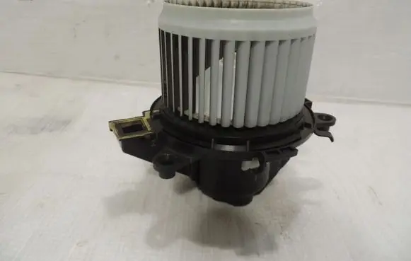 Opel Combo E Heater fan/blower