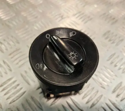 Volkswagen PASSAT B5 Light switch 3B0941531B