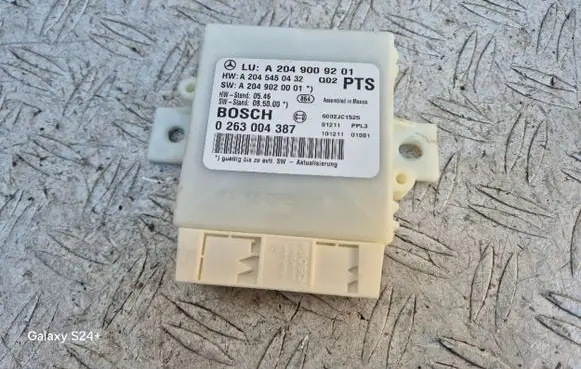 Mercedes-Benz C W204 Parking PDC control unit/module A2049009201 0263004387