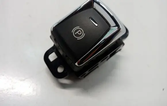 Fog light switch