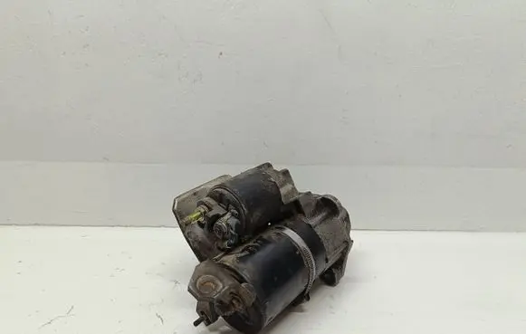 Audi A6 S6 C5 4B Starter motor 1005821933