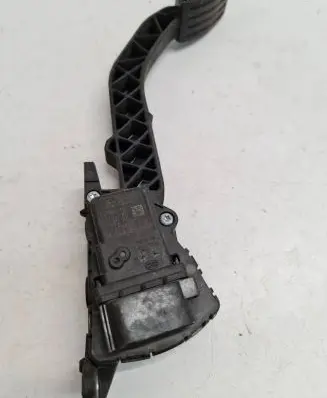Ford Focus C-MAX Accelerator throttle pedal 3M519F836BE 2100 6PV00864112