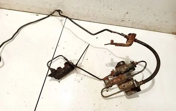 Master brake cylinder