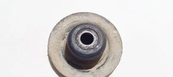 Skoda Octavia Mk1 (1U) Coil spring mount 