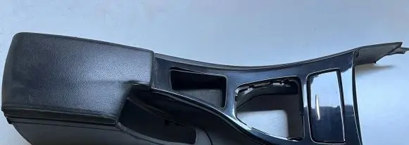 BMW 3 E90 E91 Center console BSS3S01C28 1667443 42888651