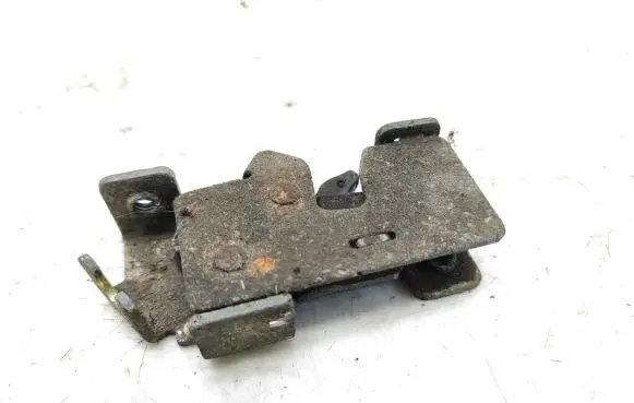 Loading door lock