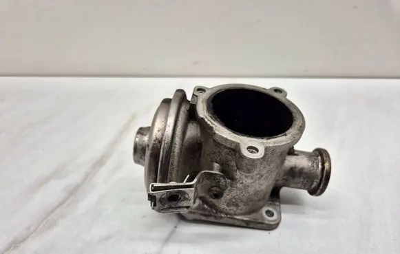 BMW X3 E83 EGR valve 7791480 70045000
