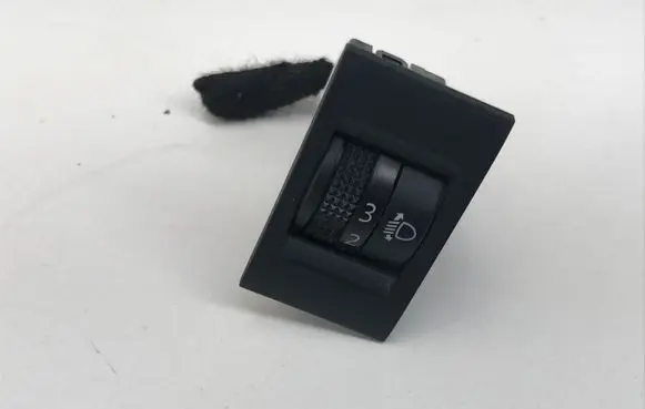 Nissan Leaf II (ZE1) Headlight level height control switch 105319