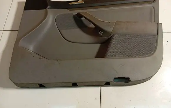 Volkswagen Jetta V Front door card panel trim 1K4867134
