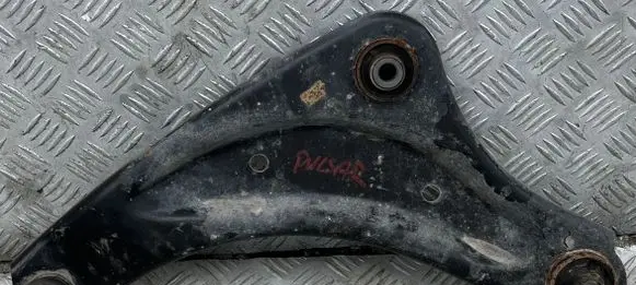 Nissan Pulsar Rear wheel hub
