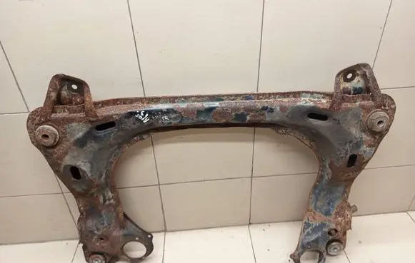 Audi 100 200 5000 C3 Front subframe