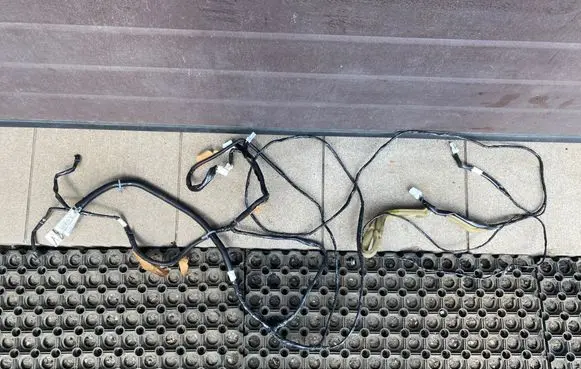 Nissan Pathfinder R51 Other wiring loom 24060EB81D 100C105 050254