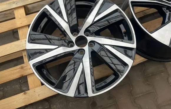 Volvo S90, V90 R19 alloy rim 32243394