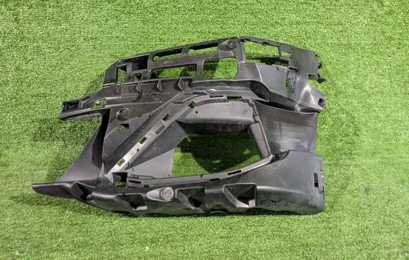 BMW 8 G14 Front bumper mounting bracket 