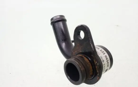 Volkswagen Transporter - Caravelle T6 Engine coolant pipe/hose 04L121065CH