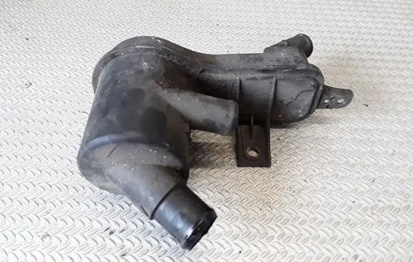Ford Focus Breather/breather pipe/hose XS4Q6A785AB