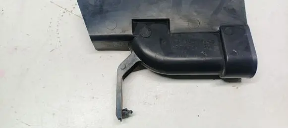 Toyota Prius (NHW20) Air intake duct part 1775221050