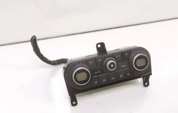 Nissan Qashqai Climate control unit 27500JD45A A02000A7706000 C7618