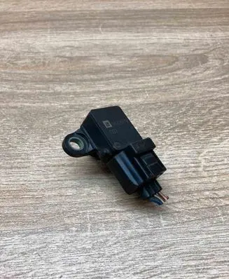 Opel Ascona C Air pressure sensor 24426679 WithPlug