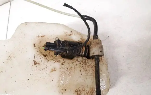 Ford Galaxy Windscreen/windshield washer pump