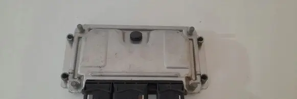 Citroen C2 Engine control unit/module 0261207999