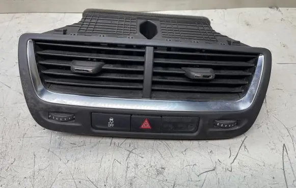 Opel Mokka Dash center air vent grill 95016183 95316391 95316389
