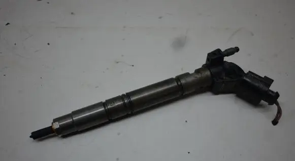Audi A7 S7 4G Fuel injector 059130277CP 059130277