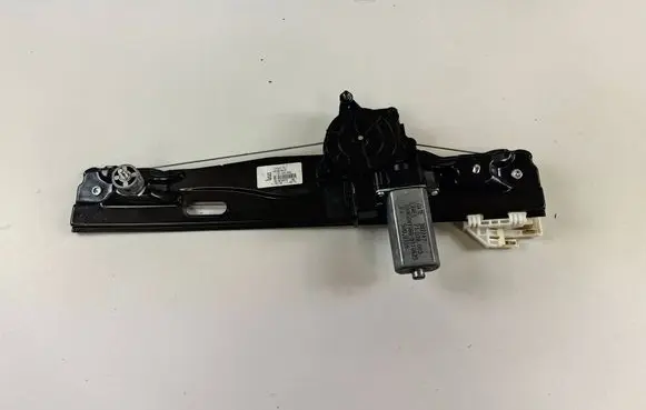 Mini One - Cooper F56 F55 Rear door manual window regulator 4828858 13262410 3729500A
