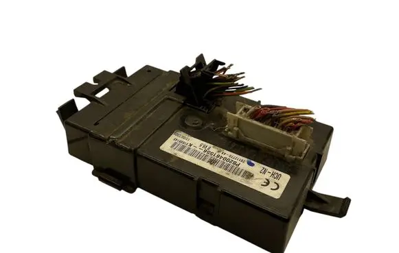 Renault Trafic II (X83) Comfort/convenience module P8200461556 281127704A 01565143