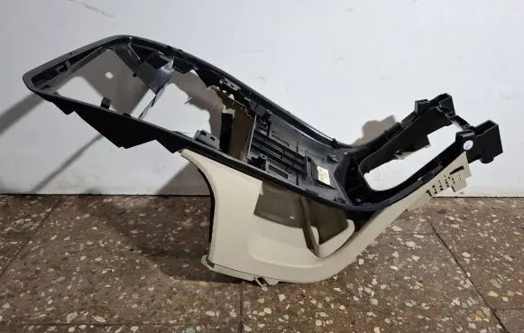 Volvo XC60 Center console 1284837 30755608 39869668