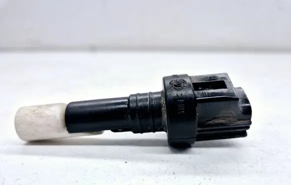 Volvo V50 Windshield washer fluid level sensor 0023935