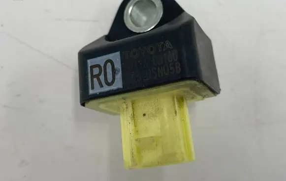 Toyota Yaris XP210 Airbag deployment crash/impact sensor 891730D160