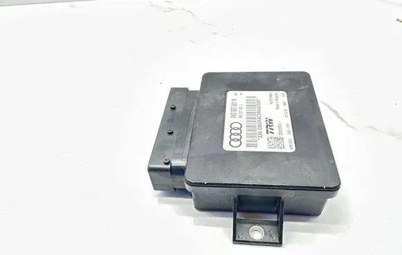 Audi A5 8T 8F Hand brake control module 8K0907801N 8K0907801J A2C87253600