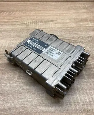 Audi A6 S6 C4 4A Engine control unit/module ECU 4A0907404A 0261200240