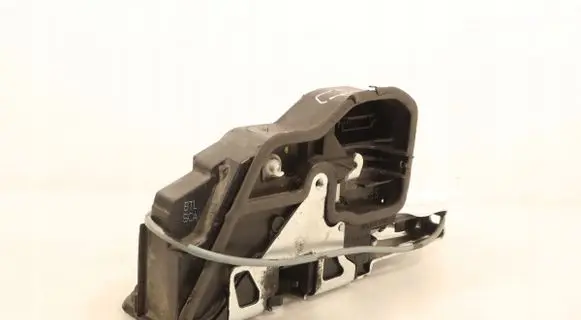 BMW 5 GT F07 Front door lock 7149435