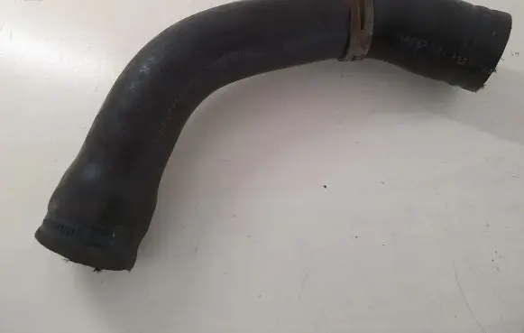 Mercedes-Benz Vito Viano W639 Engine coolant pipe/hose