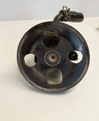 Suzuki Grand Vitara I Power steering pump 65D4