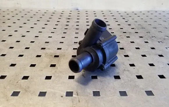 Audi A6 C7 Electric auxiliary coolant/water pump 059121012A