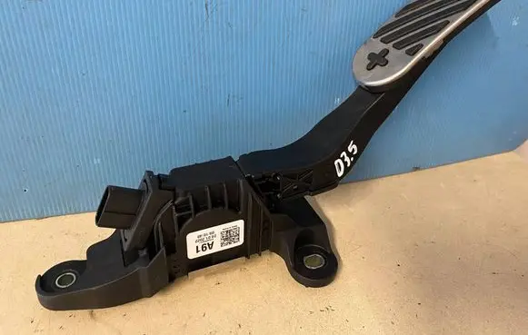 KIA EV6 Accelerator throttle pedal 32700XXXXX