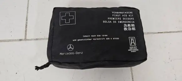 Mercedes-Benz E W212 First aid kit 
