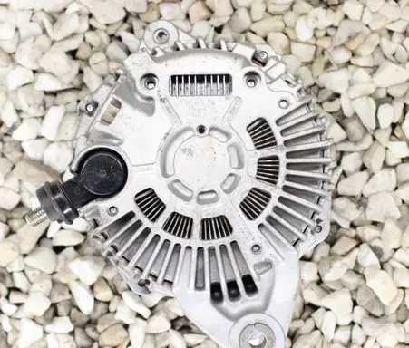 Subaru Forester SH Generator/alternator 23700AA670