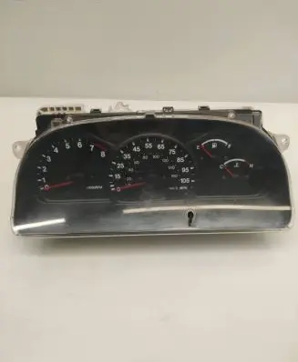 Chevrolet Tracker Speedometer (instrument cluster) 30025098 TN2573208032