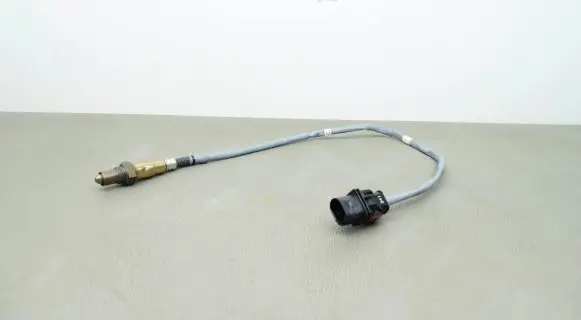 Volkswagen Jetta VI Lambda probe sensor 04L906262B