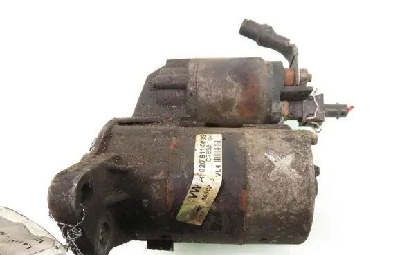 Volkswagen Golf IV Starter motor D7ES5 020911023S