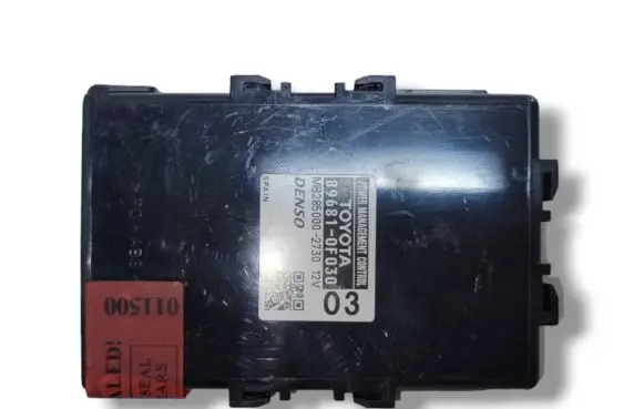 Toyota Avensis T270 Other control units/modules 896810F030 MB2850002730