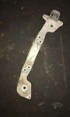 BMW 3 E46 Rear differential/diff mount bracket 1095990