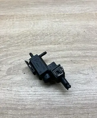 Opel Vectra C Vacuum valve 90530039 72213800
